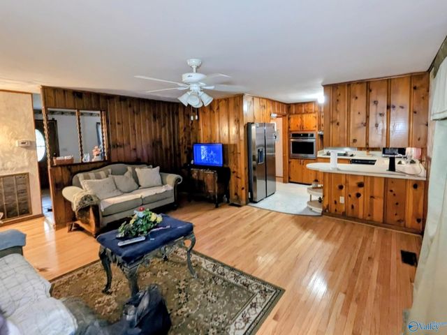 4705 Joe Davis Drive, Decatur, AL 35603