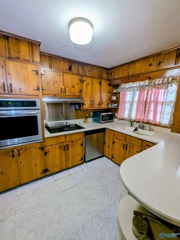 4705 Joe Davis Drive, Decatur, AL 35603