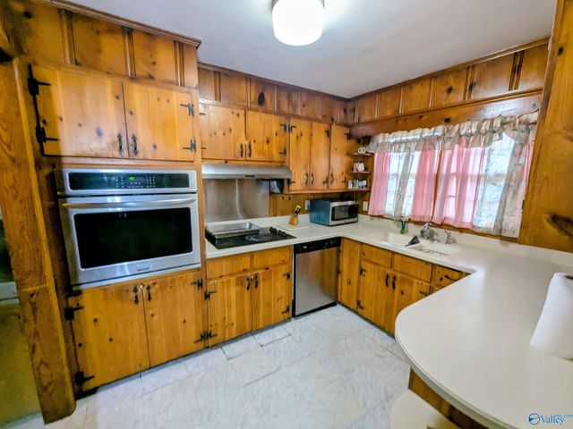 4705 Joe Davis Drive, Decatur, AL 35603