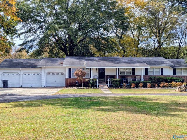 4705 Joe Davis Drive, Decatur, AL 35603