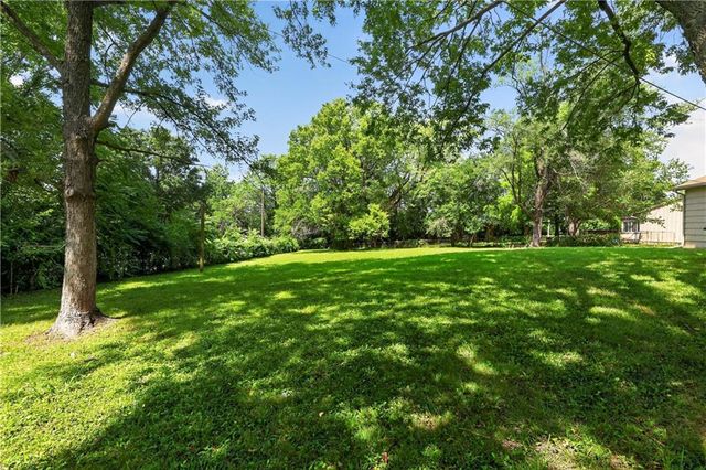 6601 E 96TH Street, Kansas City, MO 64134