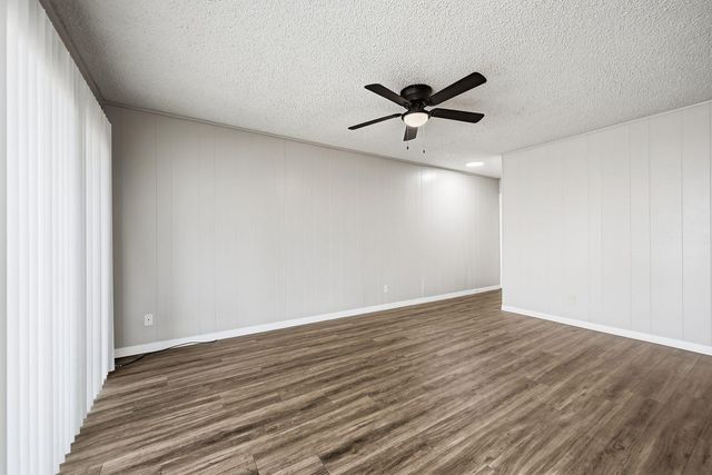 620 W 51st ST 103, Austin, TX 78751