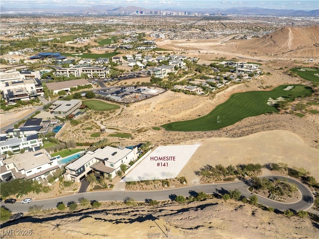 Image 3 of property listing at 11779 Discovery Canyon Drive, Las Vegas, NV 89135