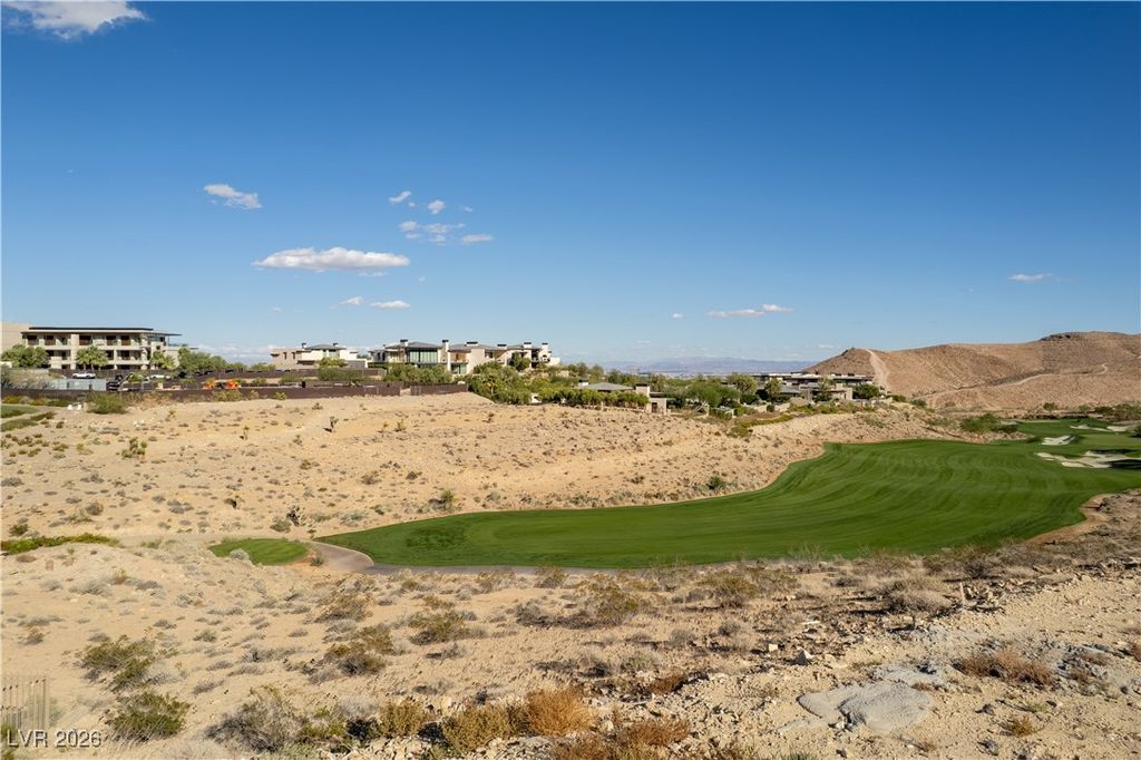 Image 6 of property listing at 11779 Discovery Canyon Drive, Las Vegas, NV 89135