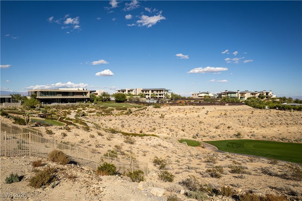 Image 7 of property listing at 11779 Discovery Canyon Drive, Las Vegas, NV 89135