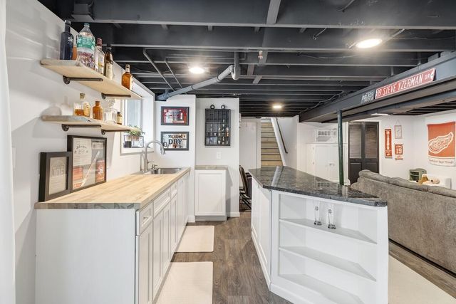 1358 Flamingo Street, Wixom, MI 48393