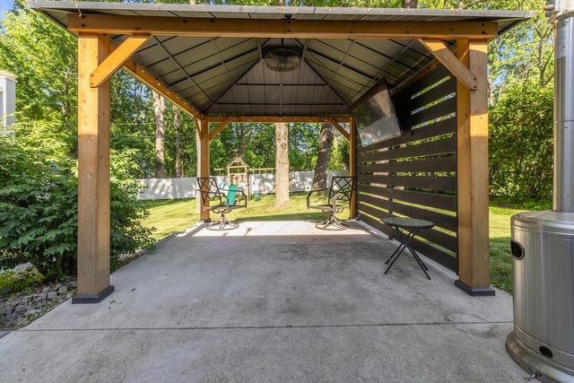 1358 Flamingo Street, Wixom, MI 48393