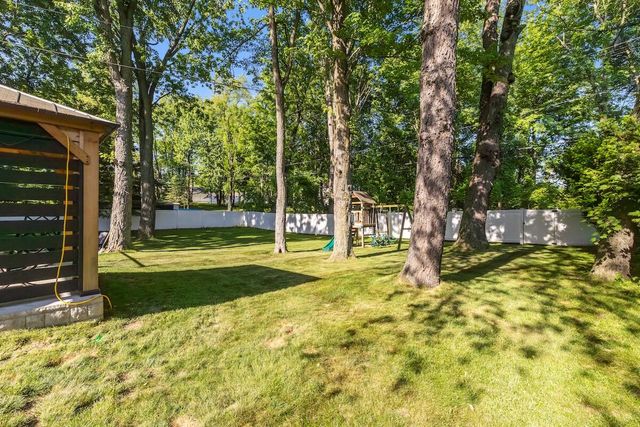 1358 Flamingo Street, Wixom, MI 48393