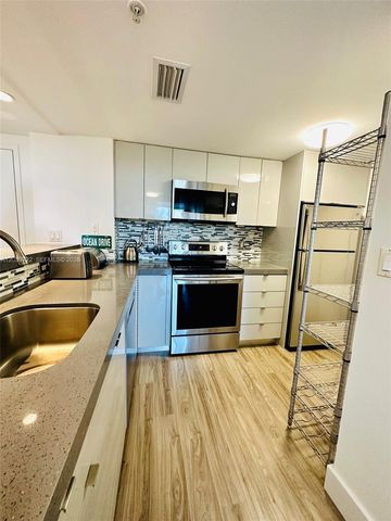 650 W Ave 403 403, Miami Beach, FL 33139