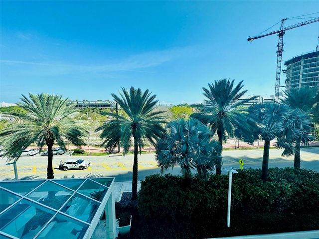 650 W Ave 403 403, Miami Beach, FL 33139
