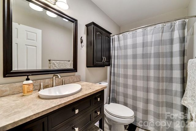 262 Sams Trail, Waynesville, NC 28786