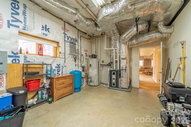 262 Sams Trail, Waynesville, NC 28786