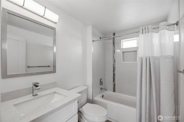 11546 85th Avenue S, Seattle, WA 98178