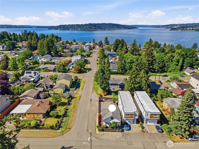 11546 85th Avenue S, Seattle, WA 98178