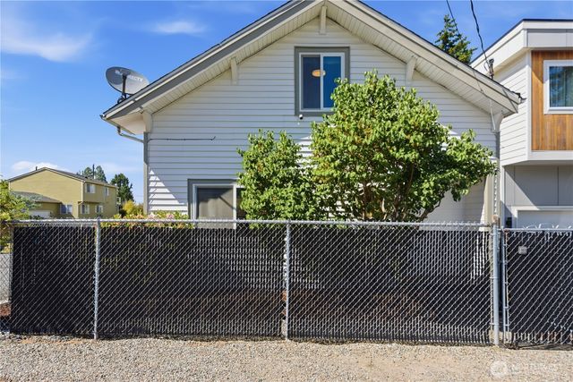 11546 85th Avenue S, Seattle, WA 98178