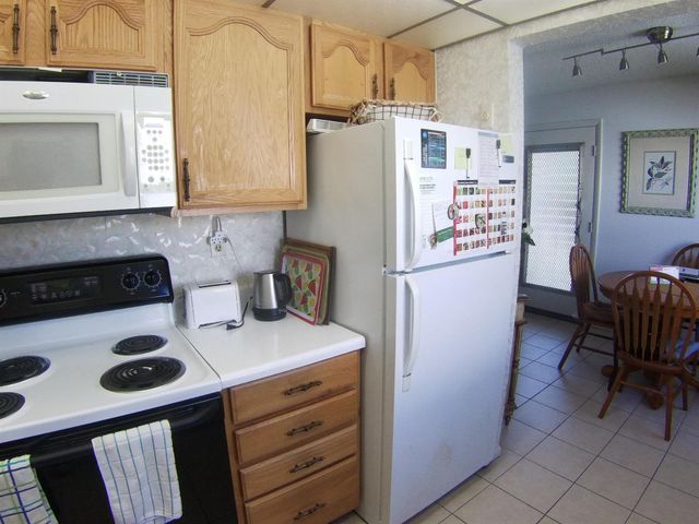 571 Capri L, Delray Beach, FL 33484