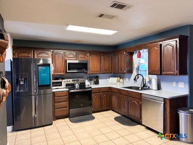 880 County Road 3100, Kempner, TX 76539