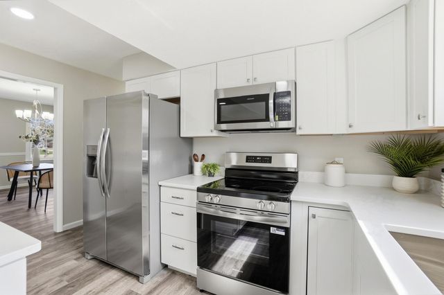 1985 Fox 1985 Fox, Troy, OH 45373