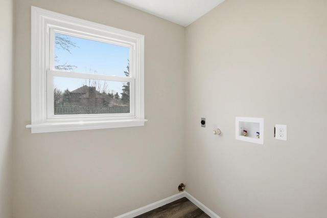 1985 Fox 1985 Fox, Troy, OH 45373