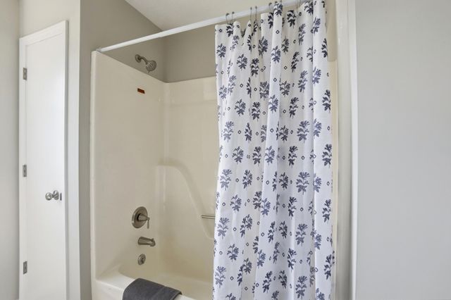 1985 Fox 1985 Fox, Troy, OH 45373