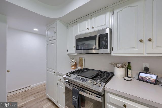 1602 VISTA RD, Lancaster, PA 17601