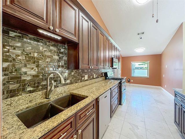 1205 FOREST CIRCLE, Altamonte Springs, FL 32714