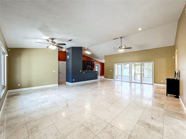 1205 FOREST CIRCLE, Altamonte Springs, FL 32714
