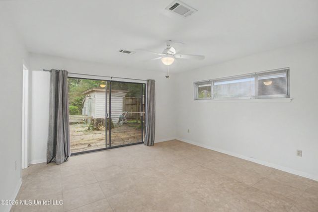 6621 Golf Club Drive, Diamondhead, MS 39525