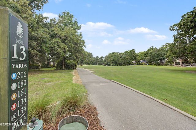 6621 Golf Club Drive, Diamondhead, MS 39525