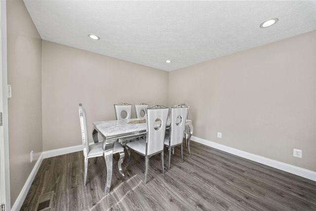 6312 Emberwood Road, Dublin, OH 43017