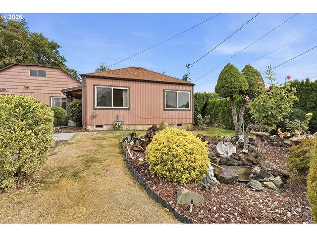 11833 Se ASH St, Portland, OR 97216
