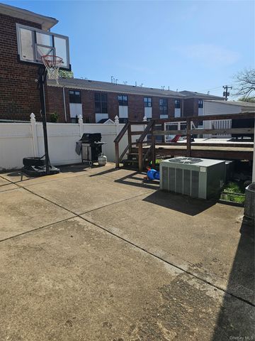1710 Brookhaven Avenue, Far Rockaway, NY 11691