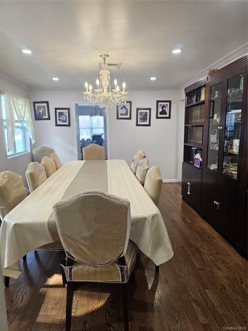 1710 Brookhaven Avenue, Far Rockaway, NY 11691