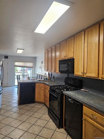 1710 Brookhaven Avenue, Far Rockaway, NY 11691