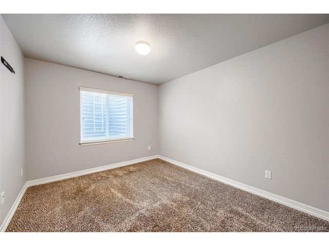 10202 Boulder Ridge Dr, Peyton, CO 80831