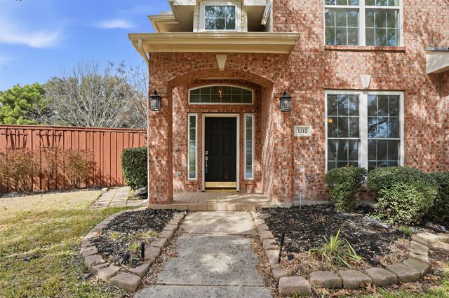 1312 Royal Oaks Drive, Frisco, TX 75036