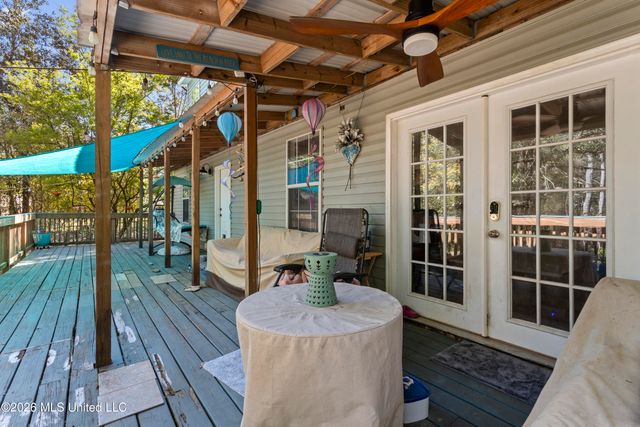 9266 N Pine Drive, Pass Christian, MS 39571