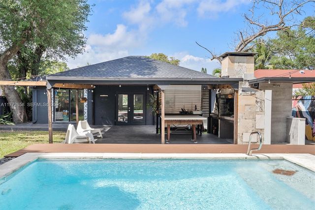 266 NE 117th St, Miami, FL 33161