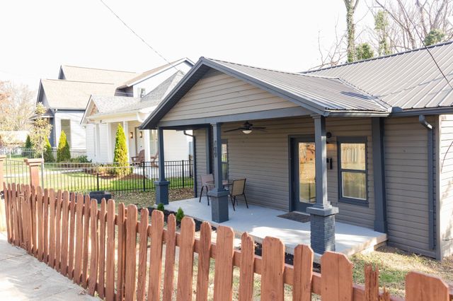 709 S 12th St, Nashville, TN 37206