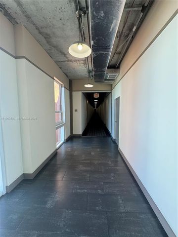 2001 Biscayne Blvd 2621, Miami, FL 33137