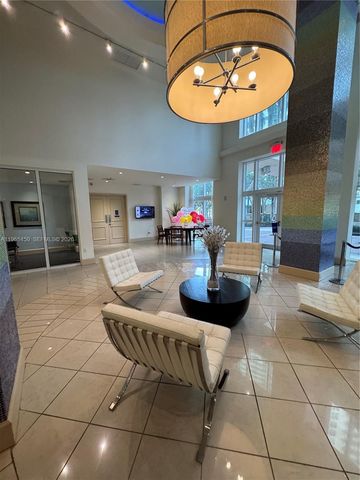 2001 Biscayne Blvd 2621, Miami, FL 33137