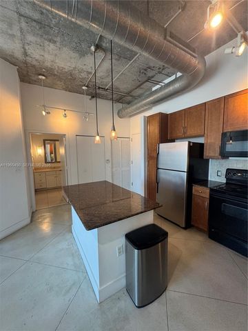 2001 Biscayne Blvd 2621, Miami, FL 33137