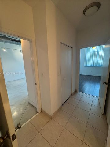2001 Biscayne Blvd 2621, Miami, FL 33137