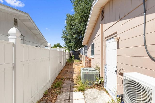 5557 146TH TERRACE N, Clearwater, FL 33760