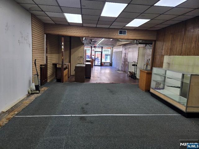 508 Broad Avenue, Ridgefield, NJ 07657