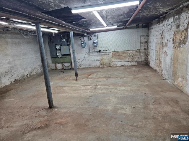 508 Broad Avenue, Ridgefield, NJ 07657