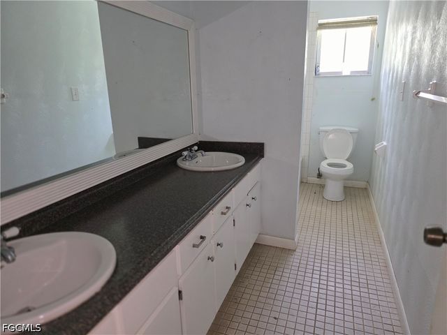 4756 Skates CIR, Fort Myers, FL 33905