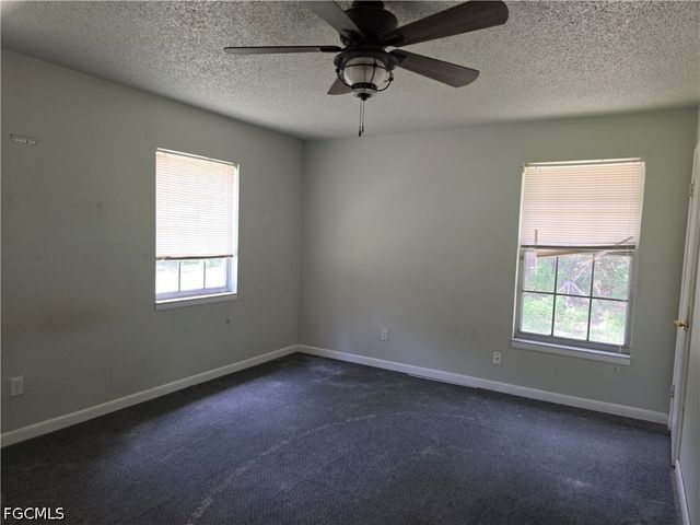 4756 Skates CIR, Fort Myers, FL 33905