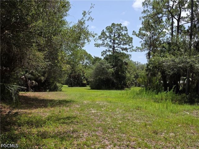 4756 Skates CIR, Fort Myers, FL 33905