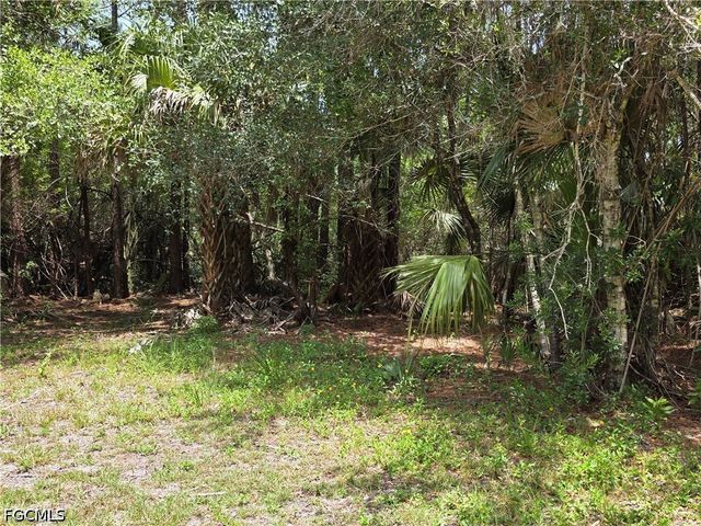 4756 Skates CIR, Fort Myers, FL 33905